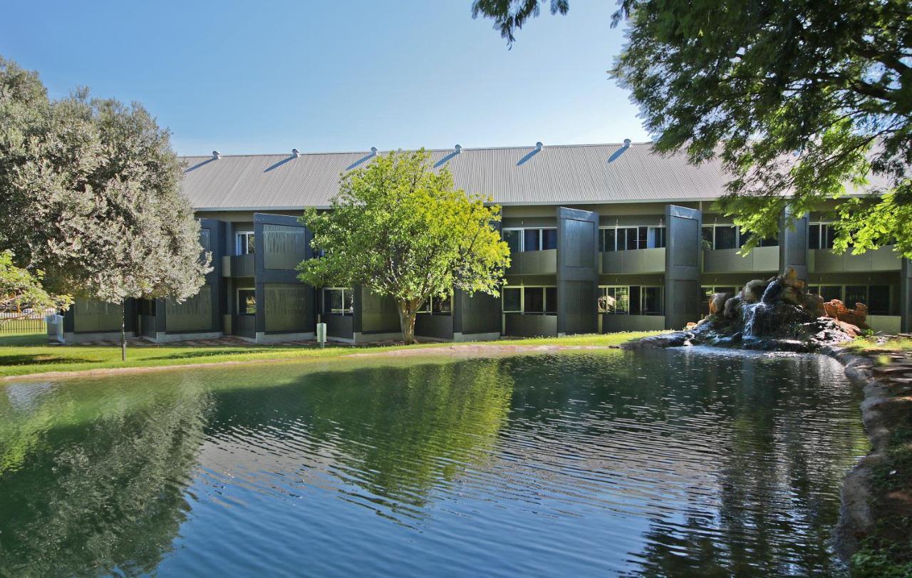 Kupferquelle Resort Tsumeb Luaran gambar