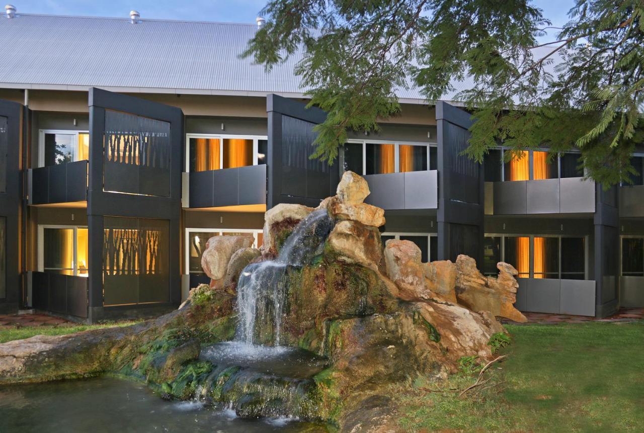 Kupferquelle Resort Tsumeb Luaran gambar