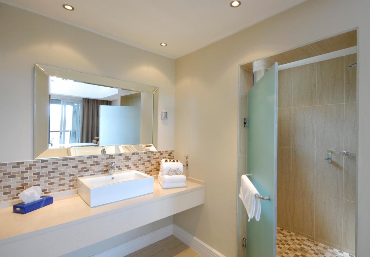 Kupferquelle Resort Tsumeb Luaran gambar