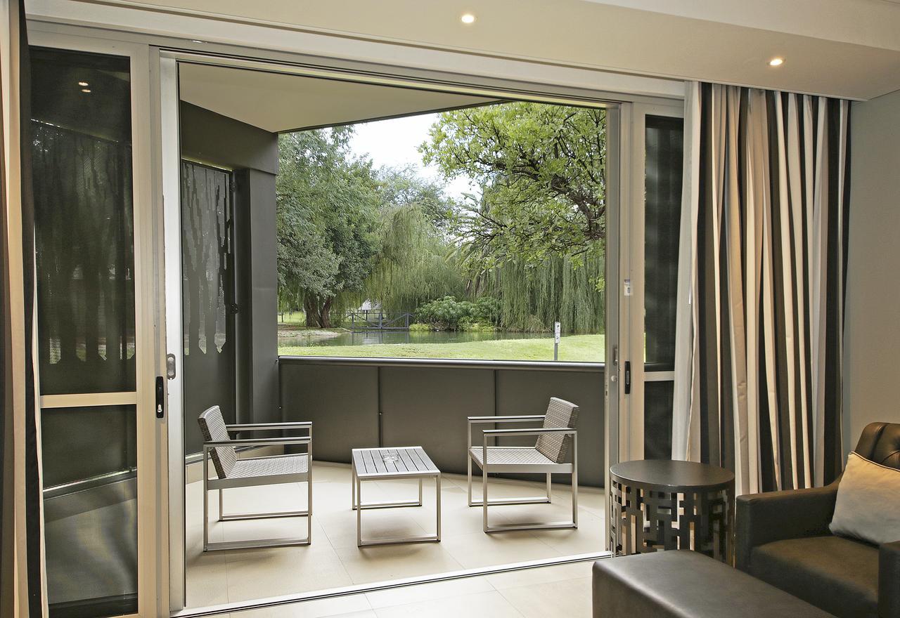 Kupferquelle Resort Tsumeb Luaran gambar